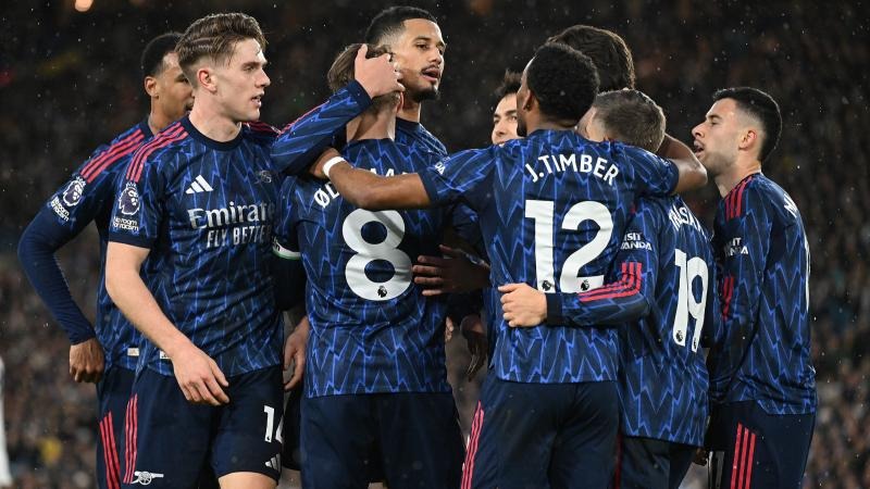 [NBA]手感火热！克林根空位三分再次命中